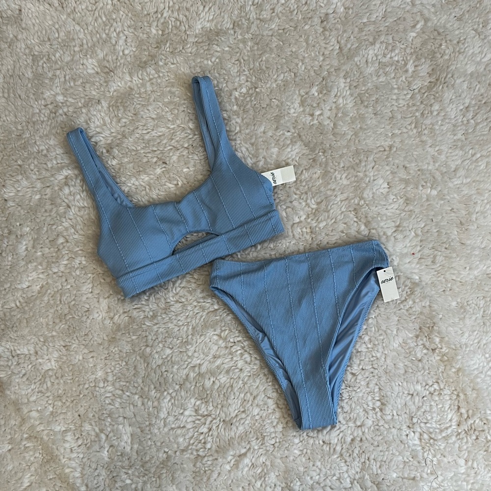 Bikini (Both Top + Bottoms)